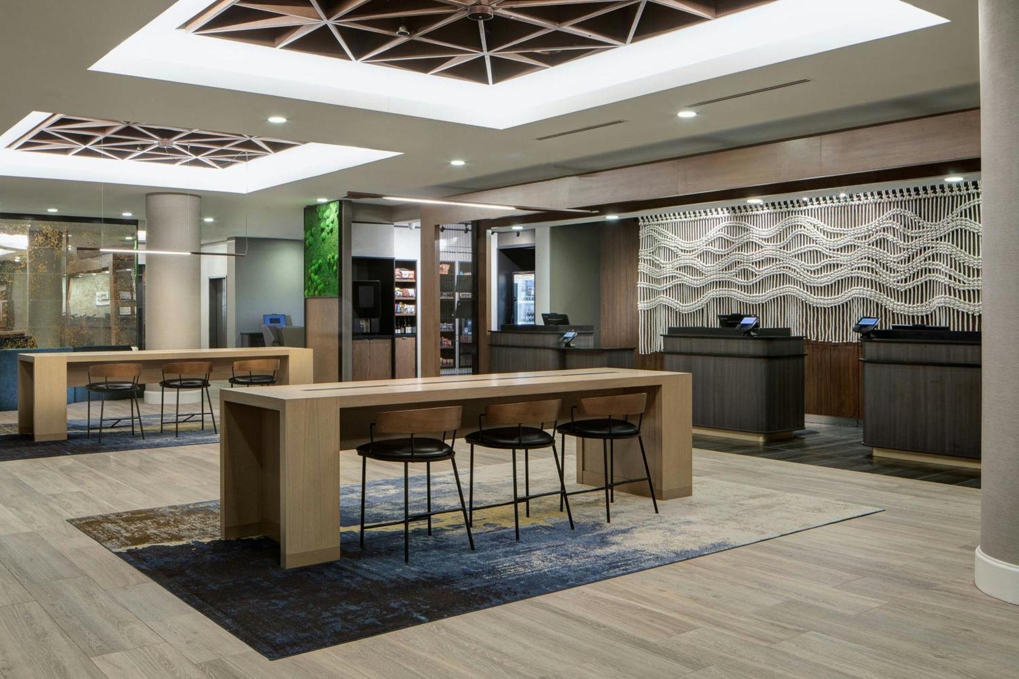 Courtyard By Marriott Chicago Downtown/River North Экстерьер фото