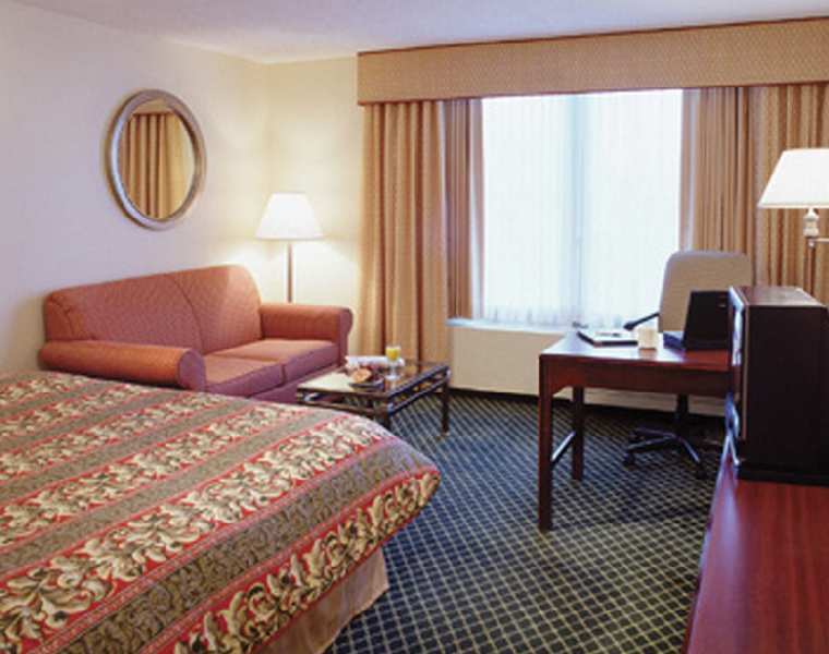 Courtyard By Marriott Chicago Downtown/River North Экстерьер фото
